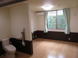 サービス付高齢者向け住宅笑福