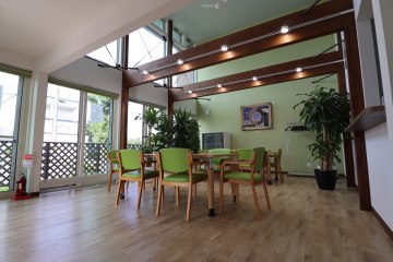 サービス付き高齢者向け住宅三恒