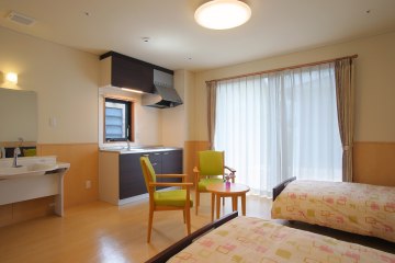 サービス付き高齢者向け住宅まりあ