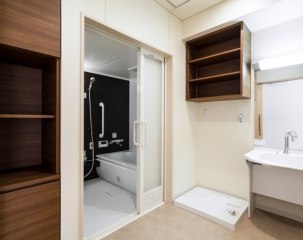 サンコート慈遊館